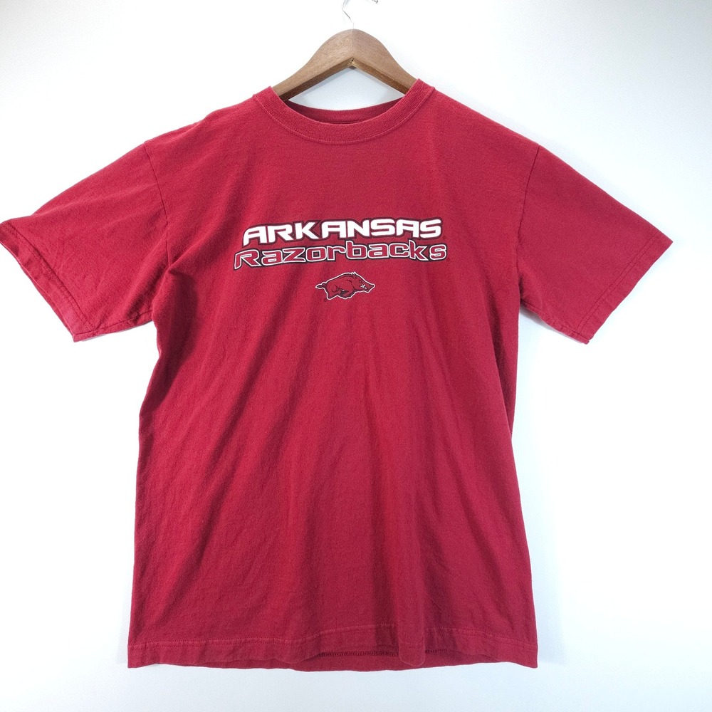 NCAA Arkansas Razorbacks Men M Red‎ Graphic Tee Shirt Streetwear Cotton Casual